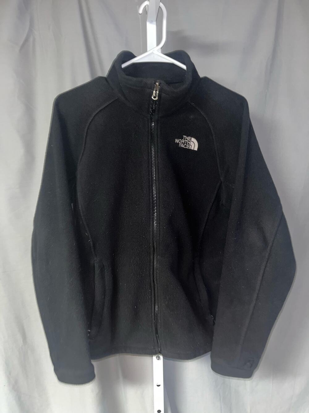 The north face  sweater size Medium
